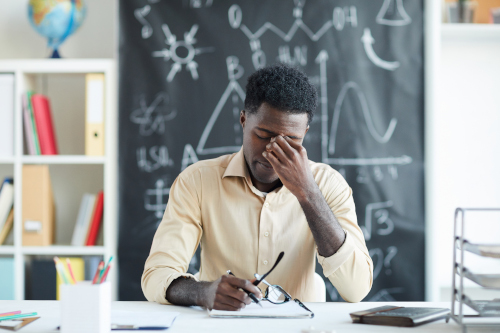 If you’re feeling overwhelmed and isolated, you can help yourself think more clearly by reframing how you think about mental stress