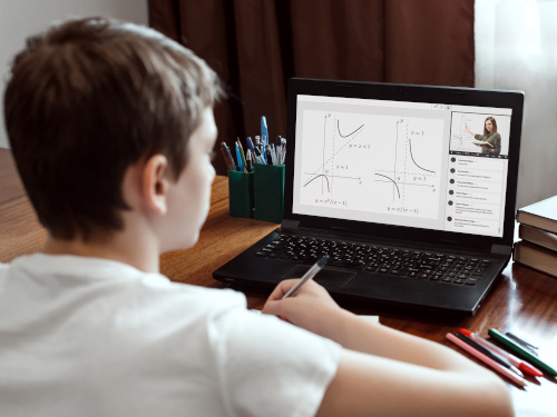 Exploring in-person and virtual learning during student teaching can give educators a well-rounded skillset necessary to succeed in teaching today