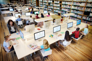 As learning in the digital age progresses, interactive and immersive tools have become essential, promoting self-directed learning.