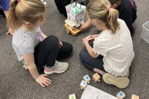 An educator shares lesson plans for creating exciting, multidisciplinary STEM learning and computer science for 1st- and 2nd-grade students.